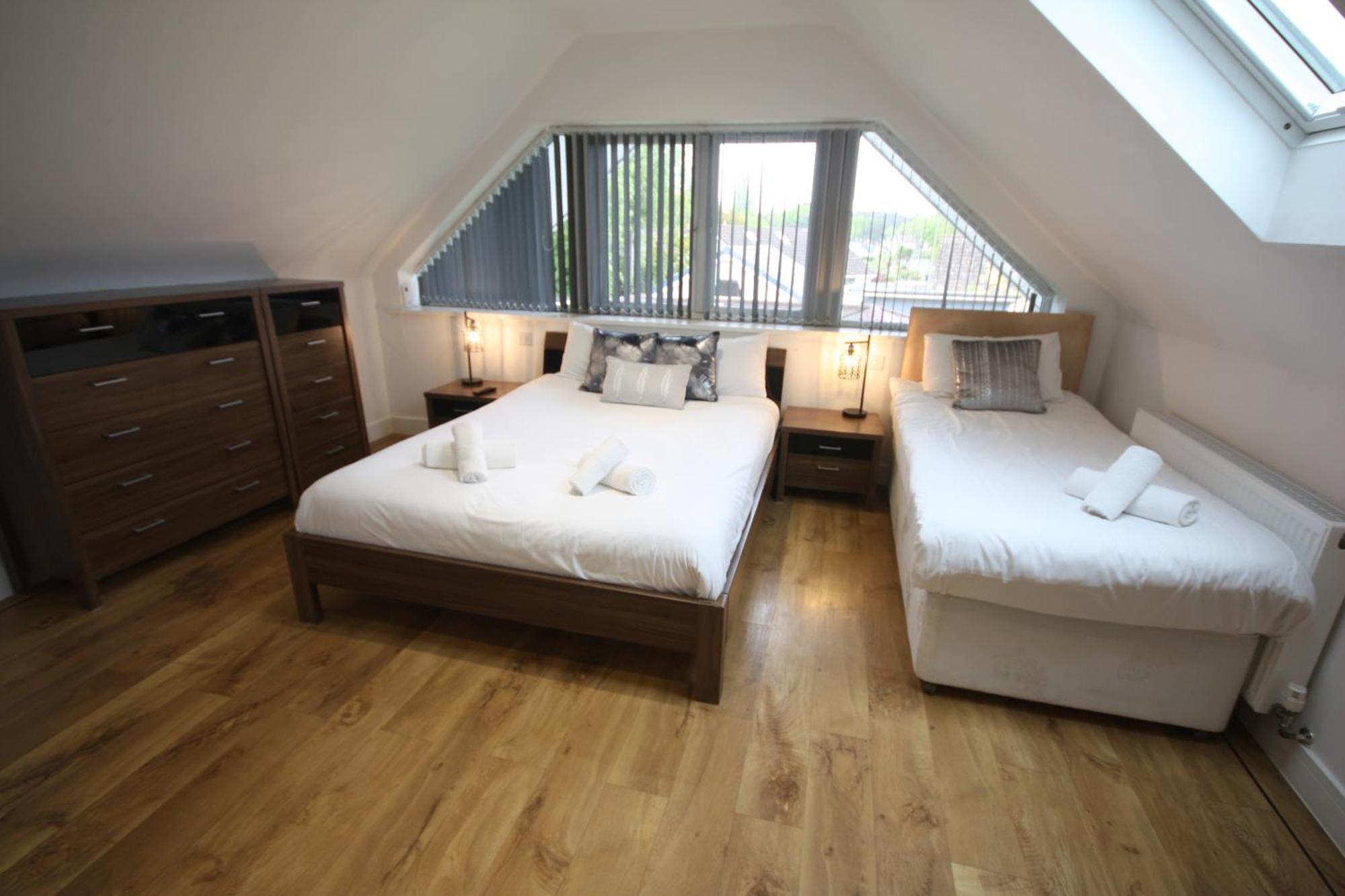 Four Corners Holiday Home Hot Tub & Sauna Ferndown Extérieur photo